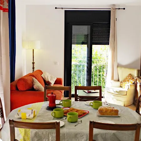 Διαμέρισμα Inass *